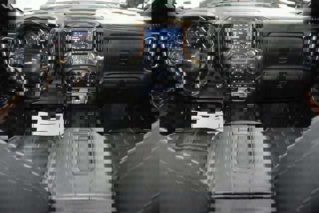 Used 2022 Chevrolet Silverado 2500 High Country w/ Safety Package II image 24