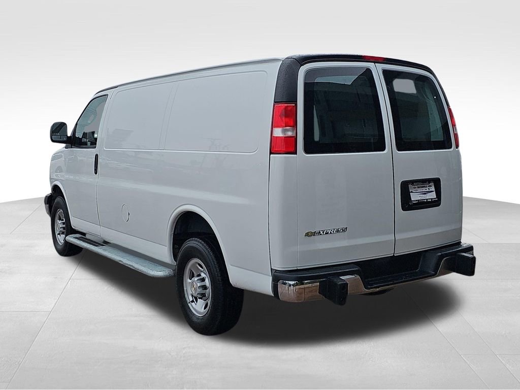 Used 2024 Chevrolet Express 2500 w/ Driver Convenience Package image 5