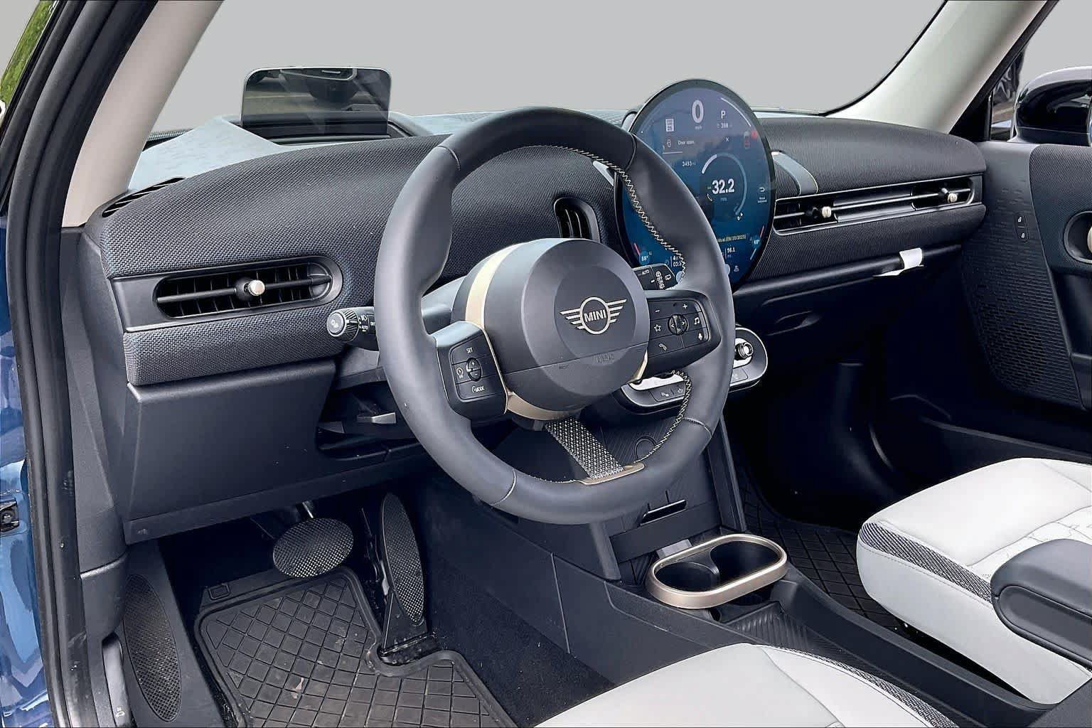 Used 2025 MINI Cooper S FWD image 17