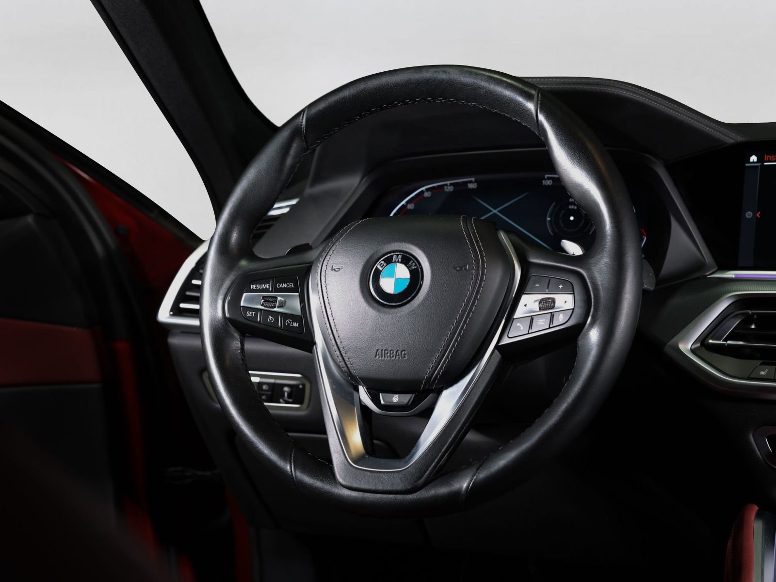 Used 2022 BMW X6 xDrive40i w/ Executive Package image 26