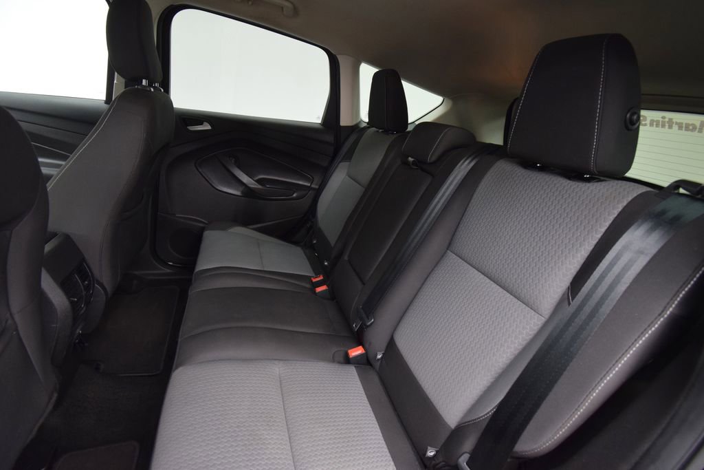 Used 2019 Ford Escape SE image 24