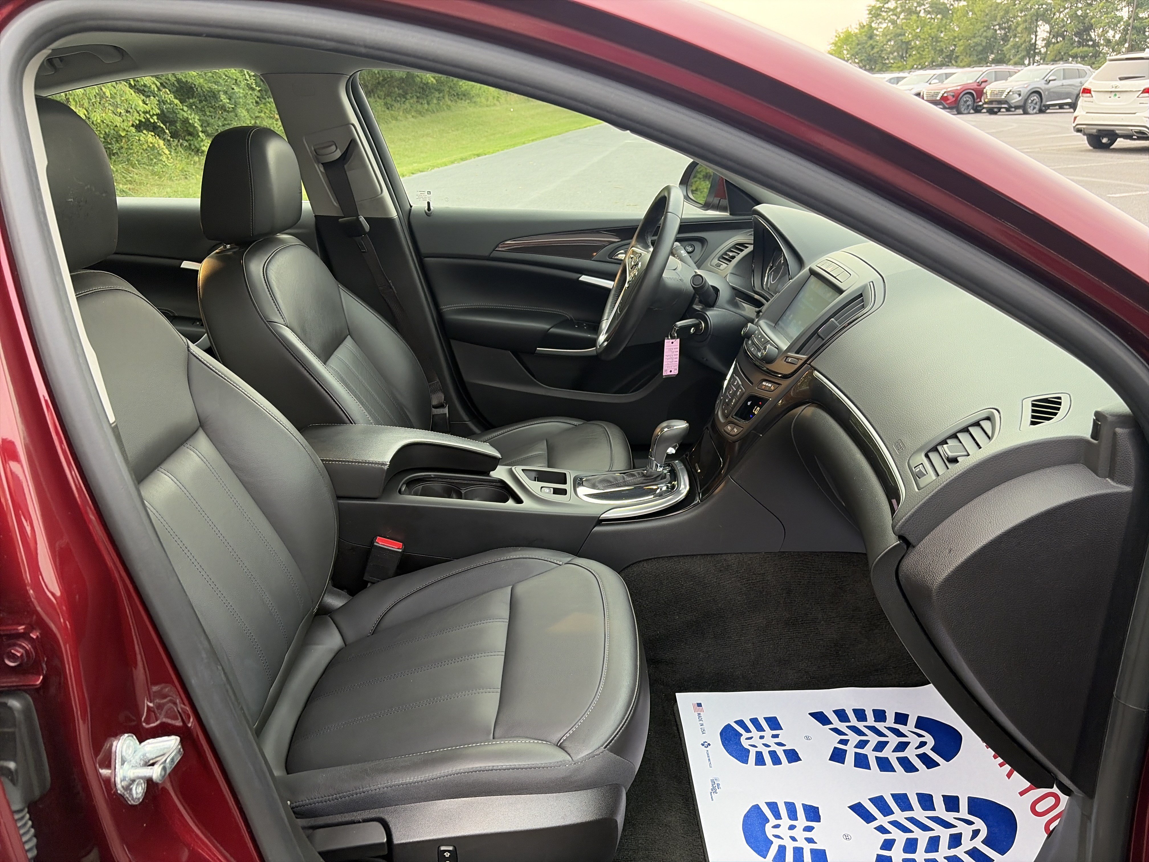 Used 2017 Buick Regal Sport Touring FWD image 27