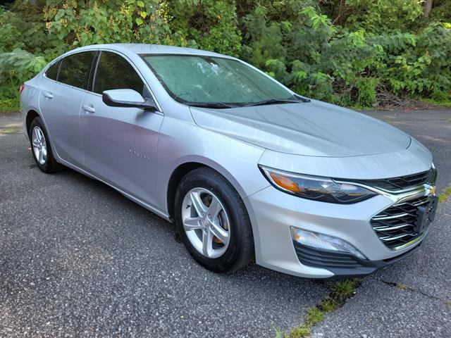 Used 2022 Chevrolet Malibu LT FWD image 3