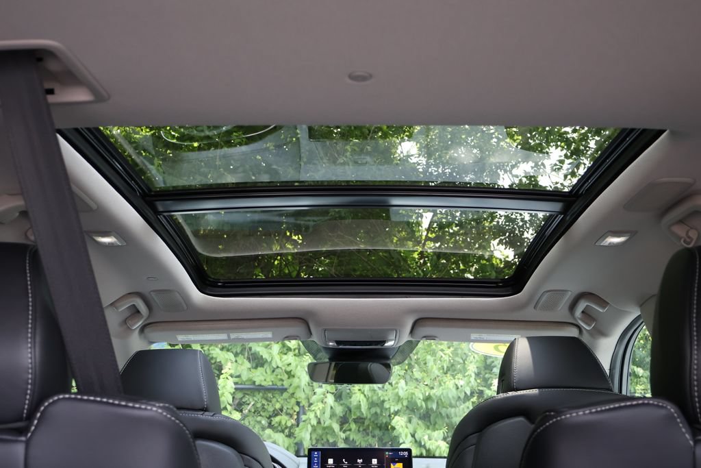 Used 2025 Acura MDX FWD w/ Technology Package image 62