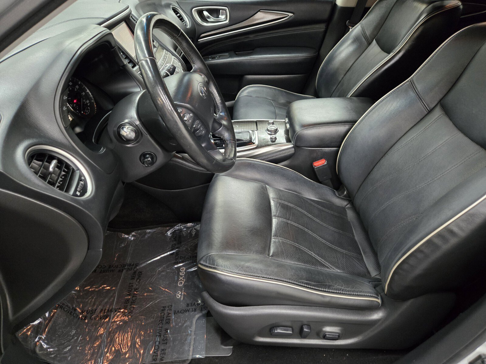 Used 2016 INFINITI QX60 Luxe w/ Premium Package AWD/4WD image 7