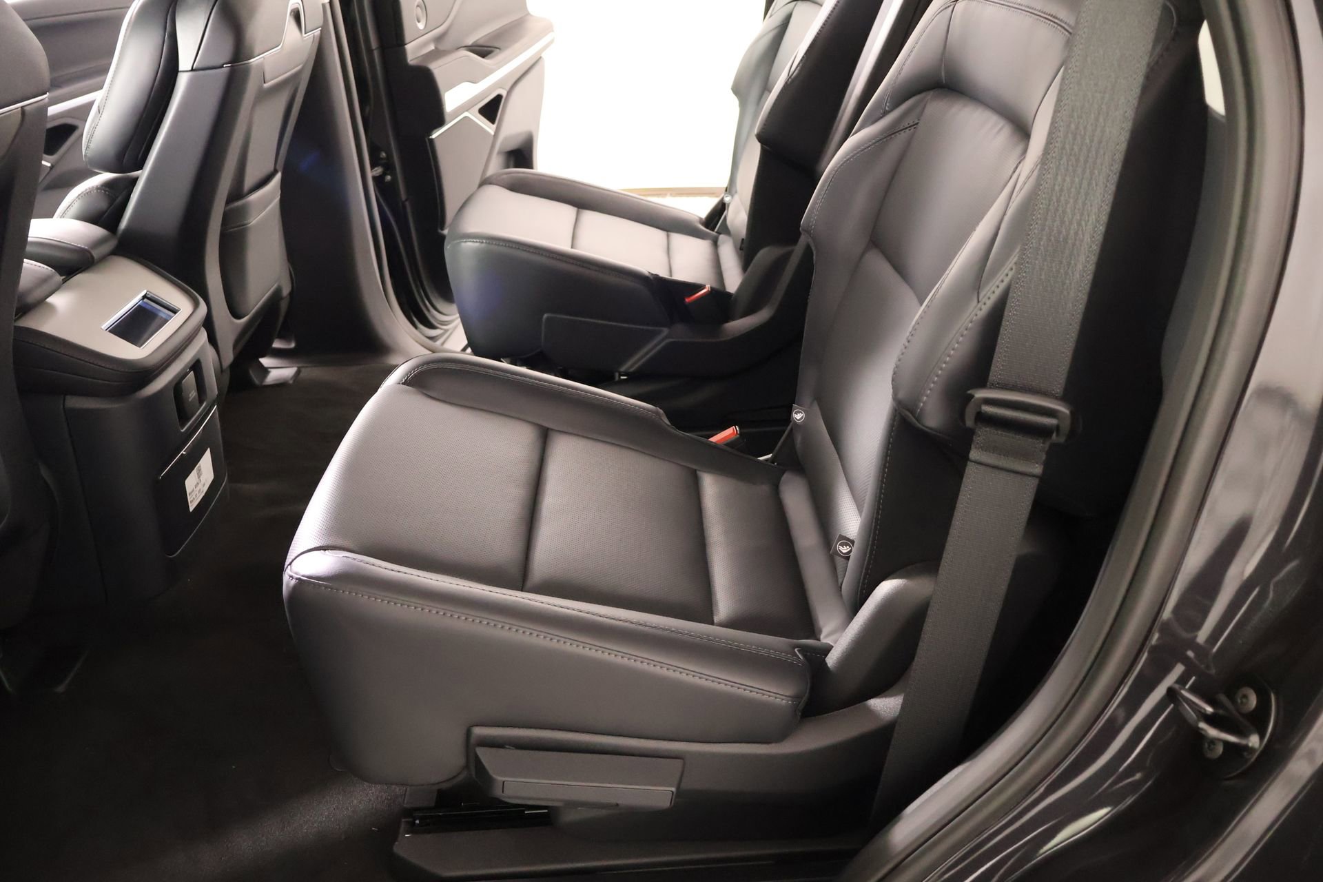 New 2026 Lincoln Navigator Premiere AWD/4WD image 12