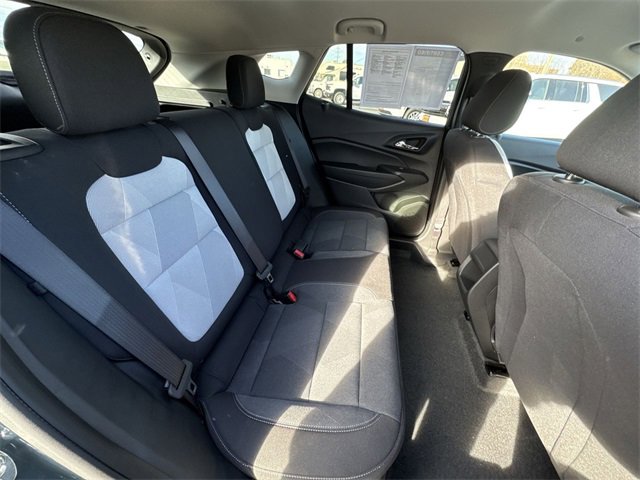 Certified 2025 Chevrolet Trax LS image 24