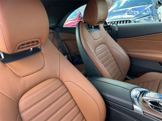 Used 2021 Mercedes-Benz C 300 4MATIC Cabriolet image 31