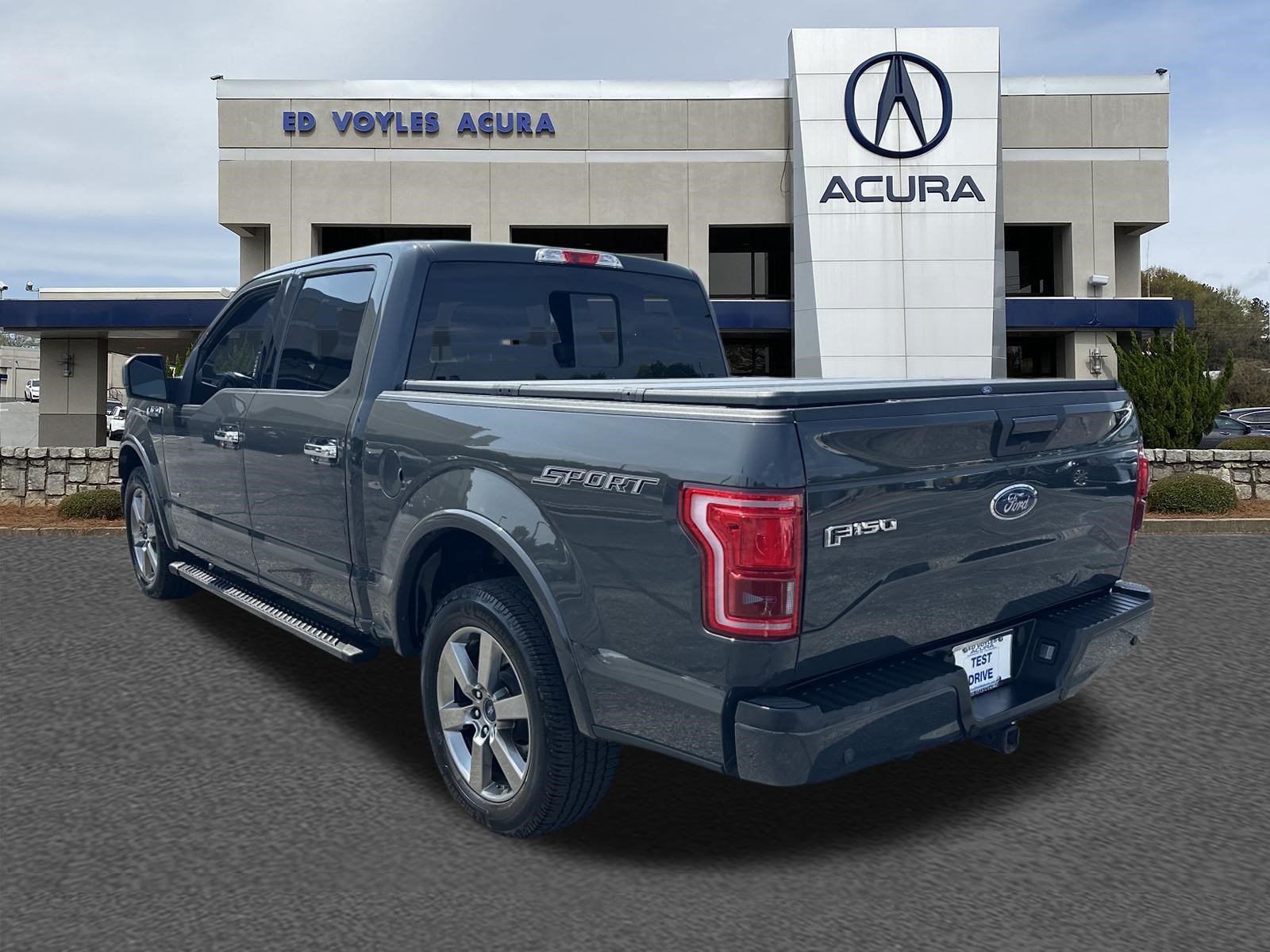 Used 2016 Ford F150 XLT w/ Equipment Group 302A Luxury RWD image 7