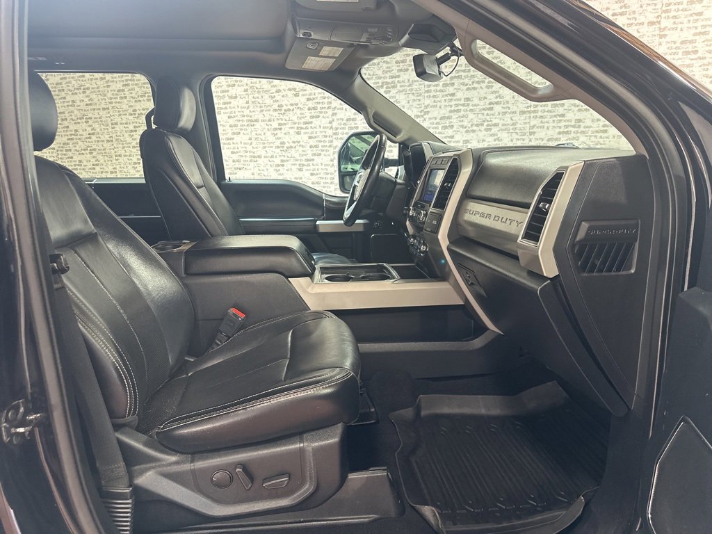 Used 2020 Ford F250 Lariat w/ Lariat Ultimate Package image 11