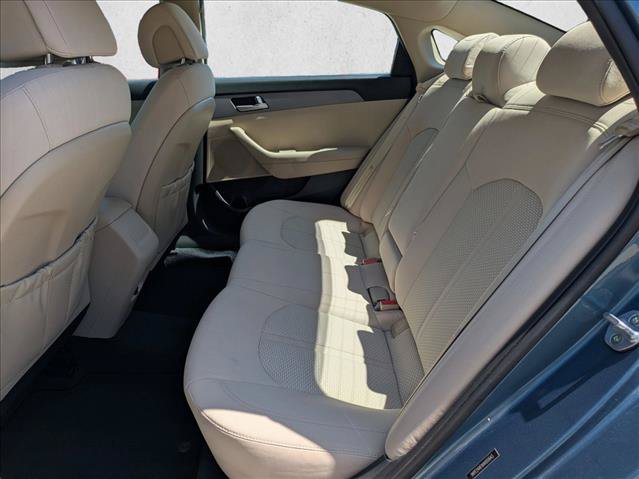 Used 2017 Hyundai Sonata SE FWD image 17