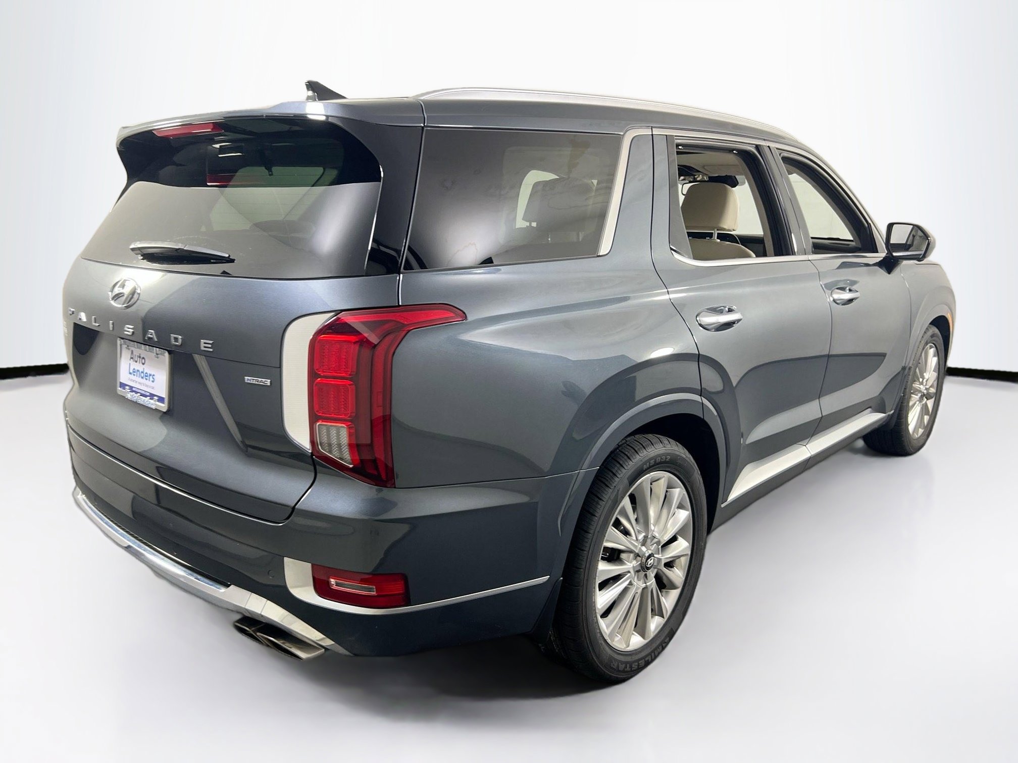 Used 2020 Hyundai Palisade Limited w/ Winter Weather Package image 5