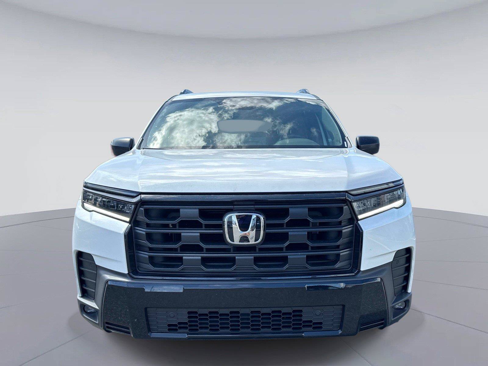Certified 2026 Honda Pilot Sport image 9