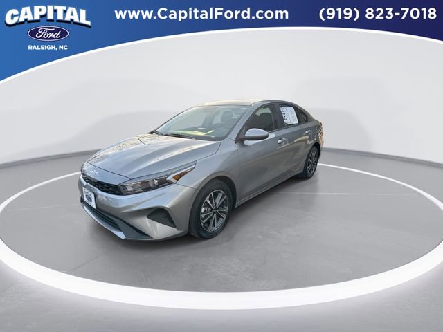 Used 2024 Kia Forte LXS image 4