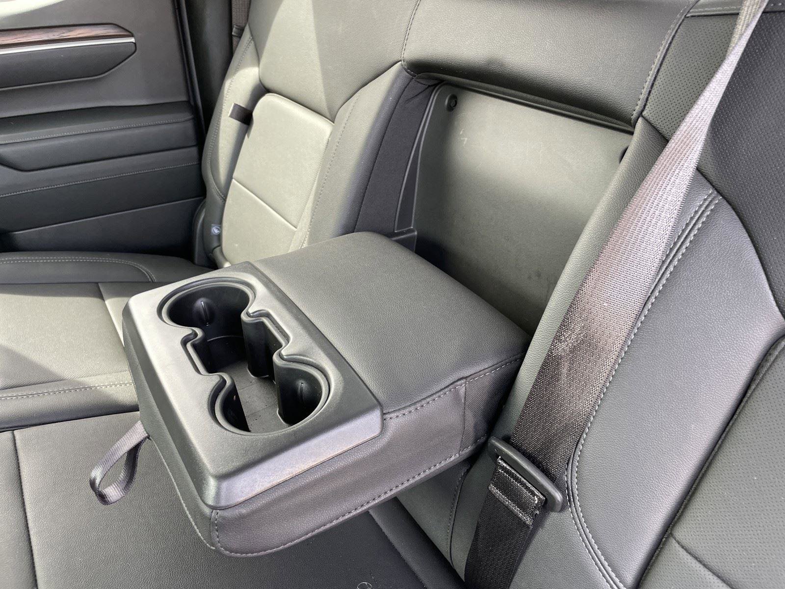 Used 2025 GMC Sierra 1500 SLT image 40