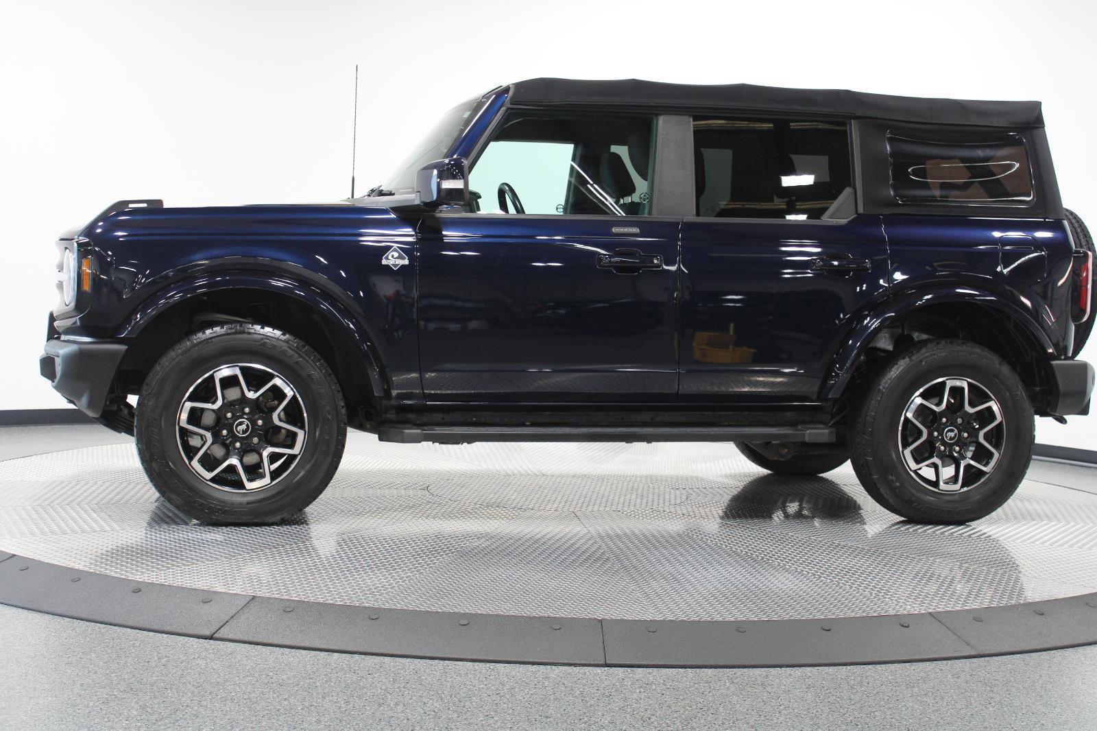 Used 2021 Ford Bronco Outer Banks image 6