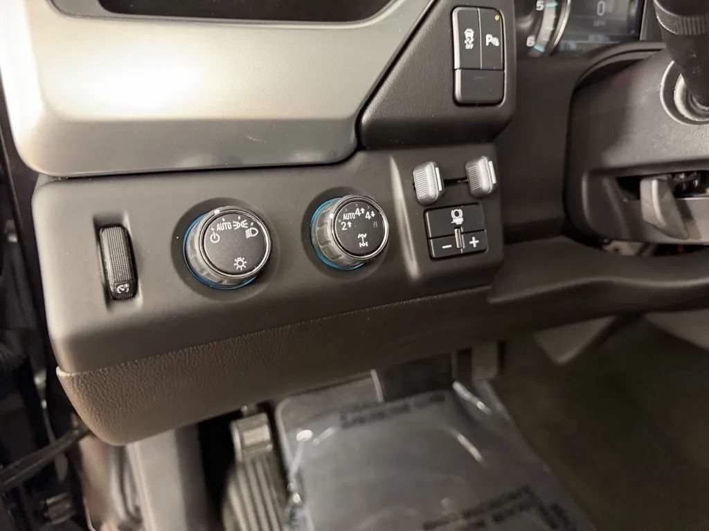 Used 2017 Chevrolet Tahoe LS w/ Max Trailering Package AWD/4WD image 16