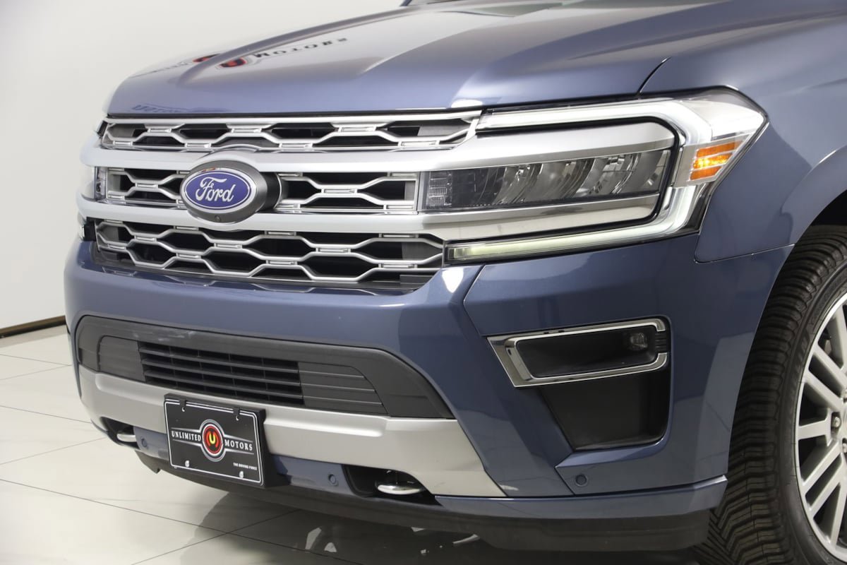 Used 2023 Ford Expedition Platinum AWD/4WD image 55
