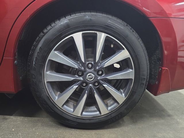 Used 2016 Nissan Altima 2.5 SV image 31