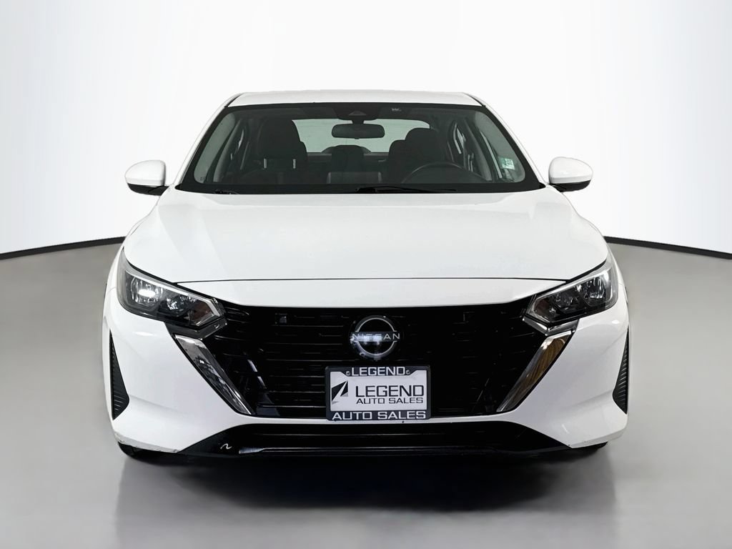 Used 2024 Nissan Sentra SV FWD image 2