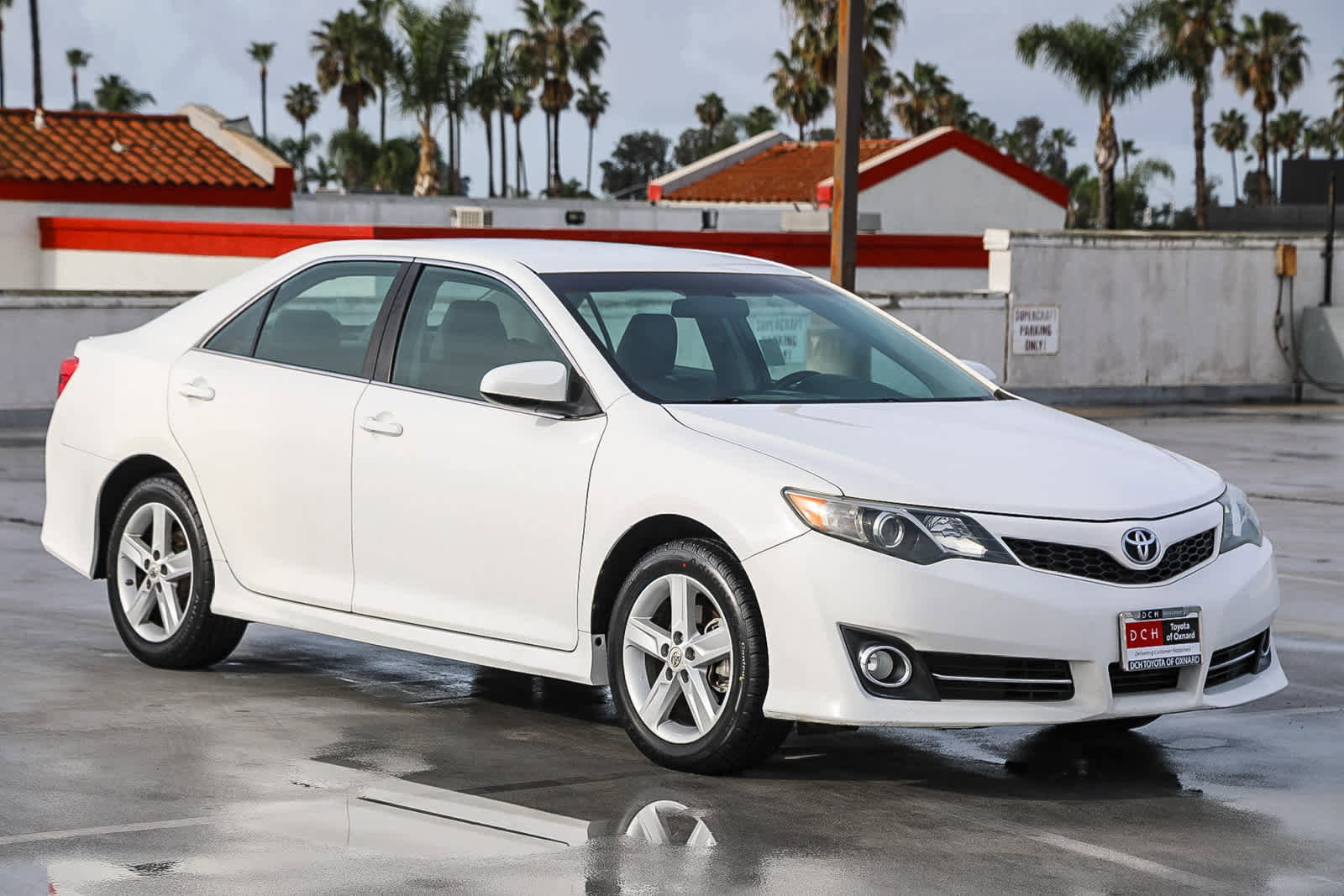 Used 2012 Toyota Camry SE image 4