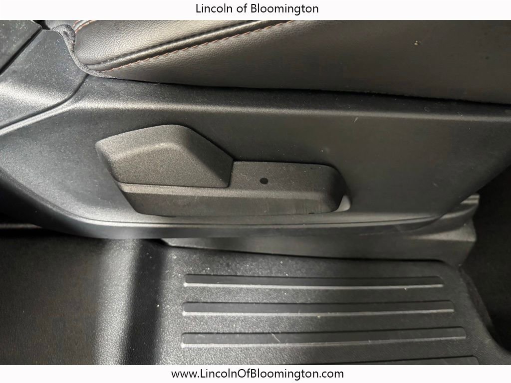Used 2023 Lincoln Aviator Grand Touring w/ Equipment Group 301A AWD/4WD image 23
