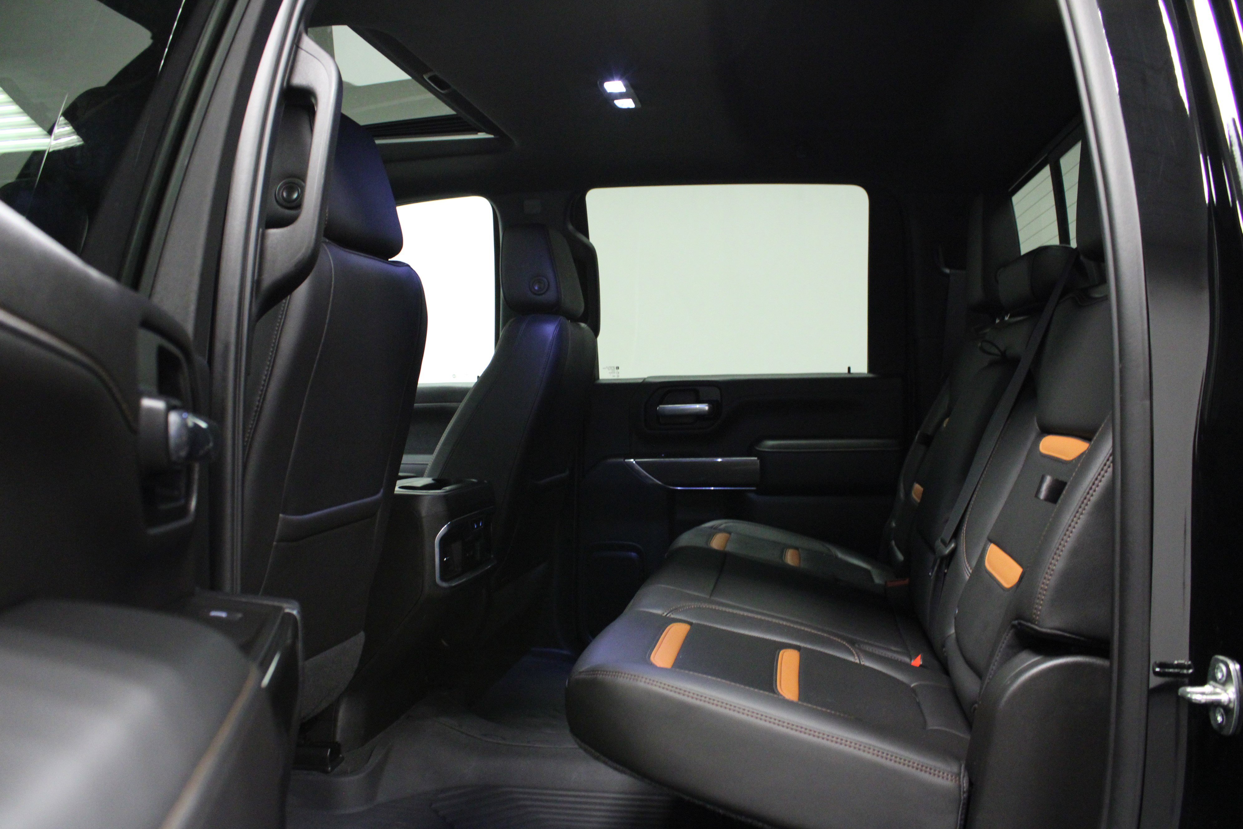 Used 2020 GMC Sierra 2500 AT4 w/ AT4 Premium Package image 13