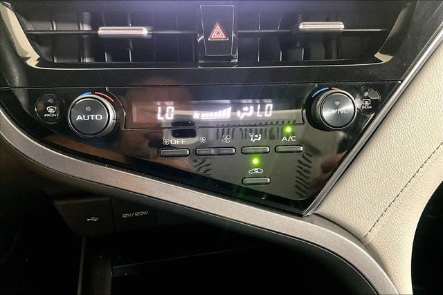 Used 2024 Toyota Camry LE AWD/4WD image 31