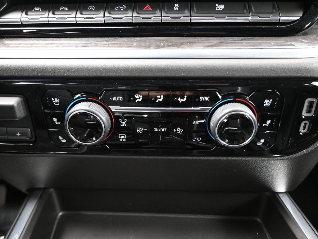 Used 2024 Chevrolet Silverado 1500 LTZ image 27