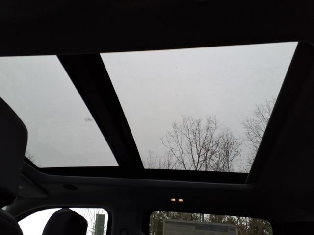 New 2026 Ford F350 Lariat w/ Black Appearance Package image 13