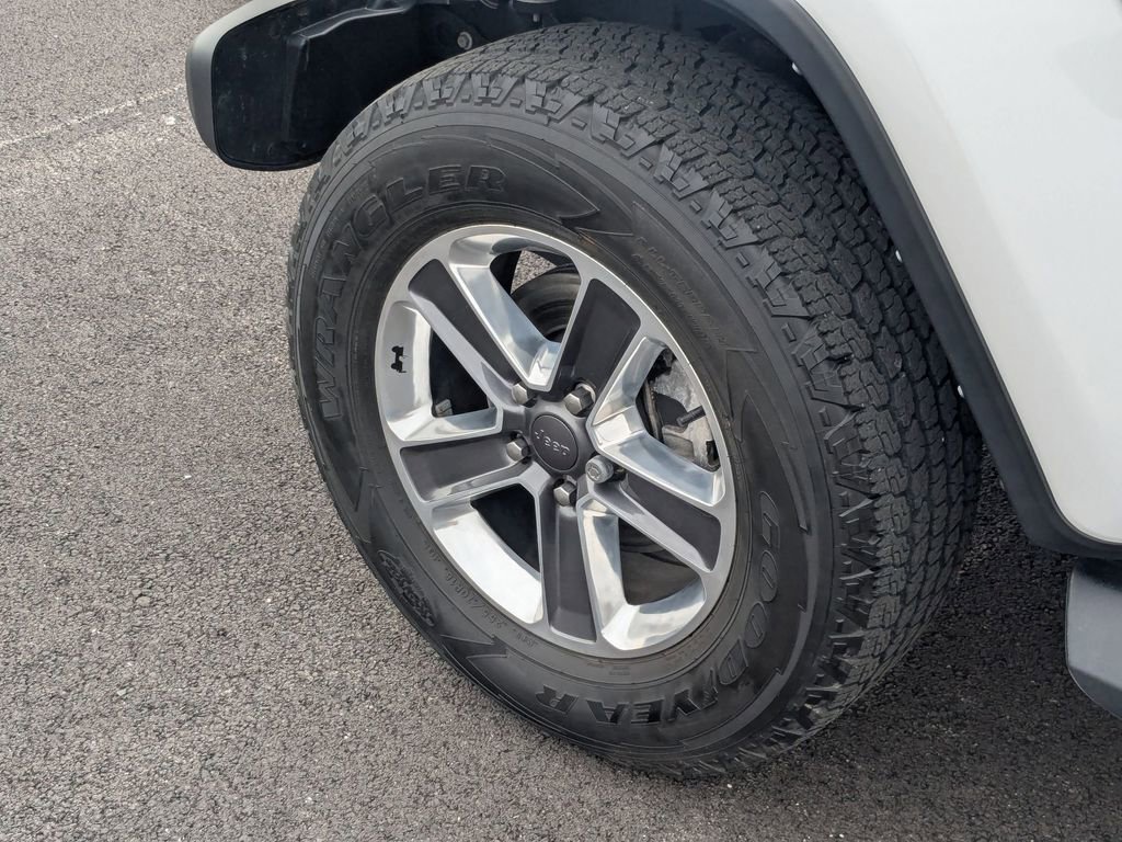 Used 2021 Jeep Wrangler Unlimited Sahara w/ Uconnect 4C Nav & Sound Group image 24