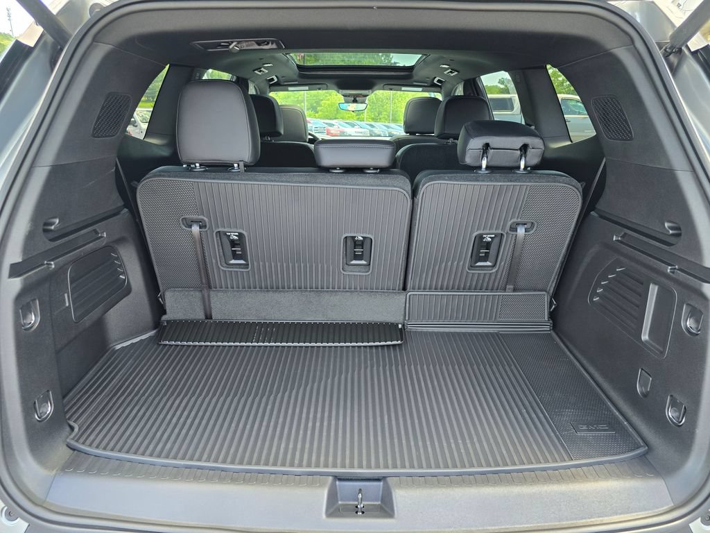 New 2026 GMC Acadia Elevation w/ Black Edition FWD image 16