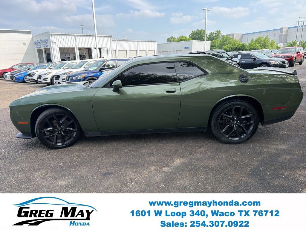 Used 2020 Dodge Challenger SXT w/ Blacktop Package RWD image 6