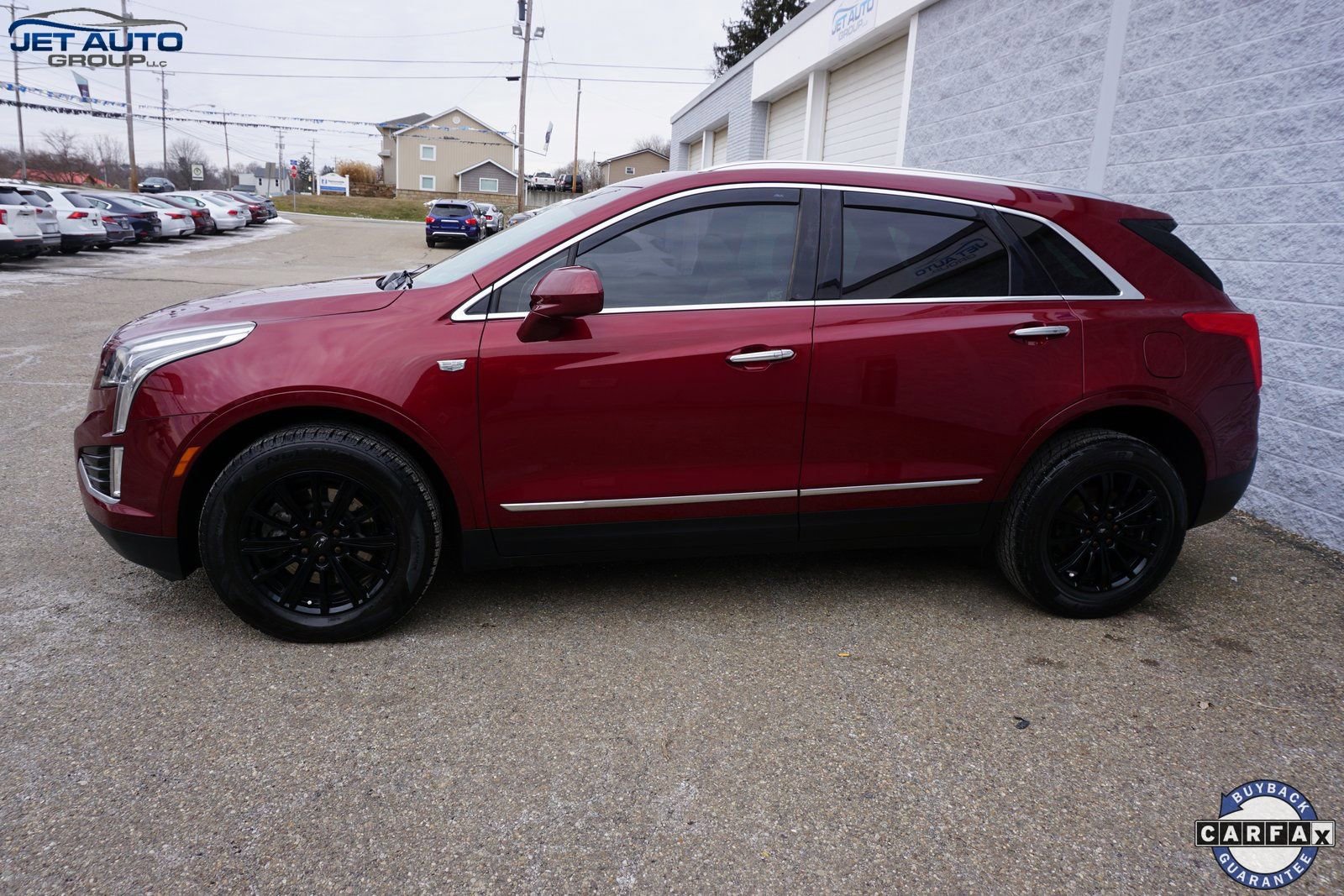 Used 2018 Cadillac XT5 Luxury w/ Driver Awareness Package image 4