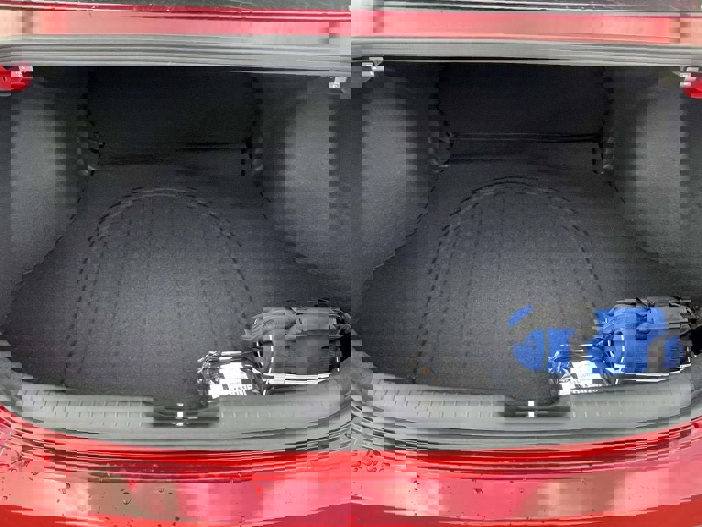 New 2026 Hyundai Elantra Sport image 7