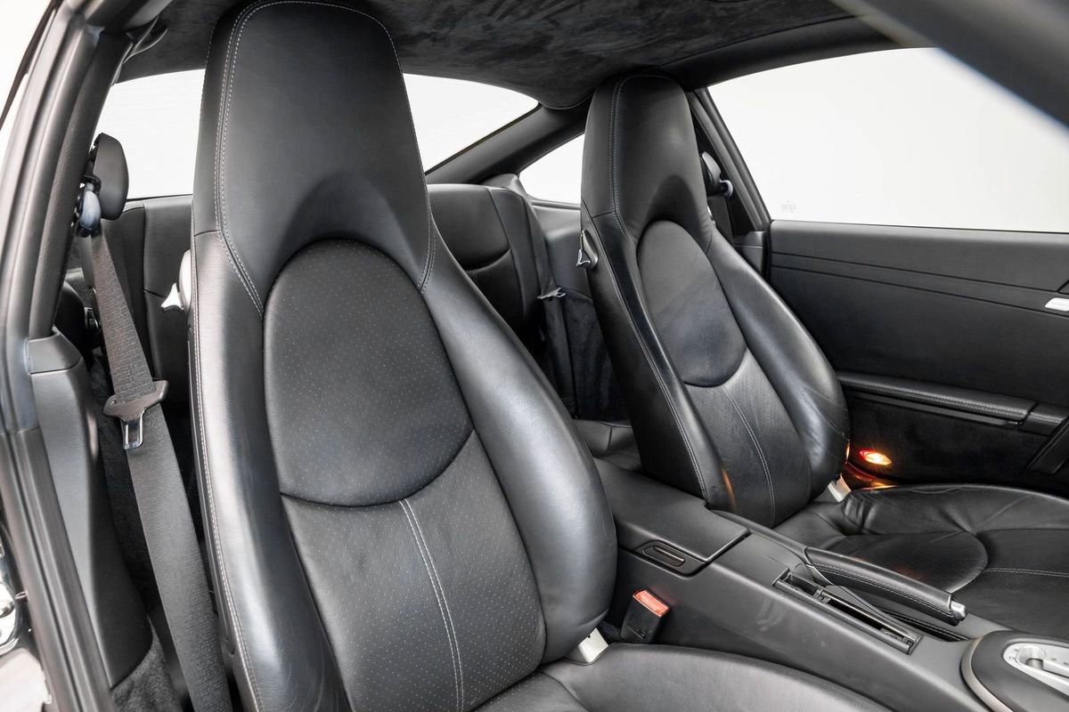 Used 2005 Porsche 911 Carrera RWD image 14