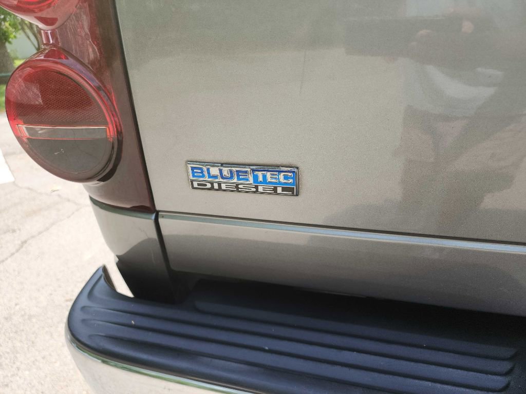 Used 2009 Dodge Ram 3500 Truck Laramie w/ Trailer Tow Group image 9