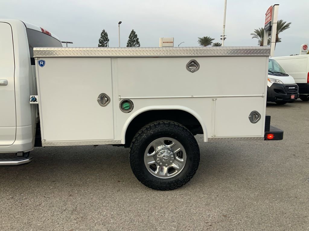 Used 2022 RAM 3500 Big Horn image 12