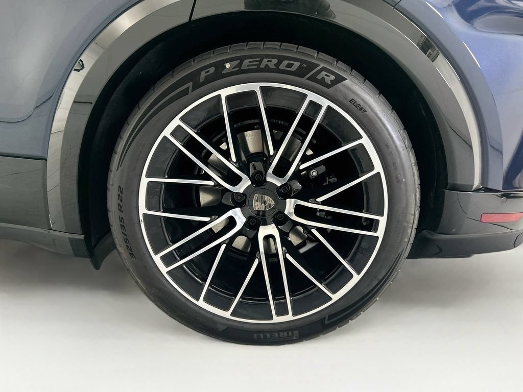 New 2026 Porsche Cayenne Turbo AWD/4WD image 31