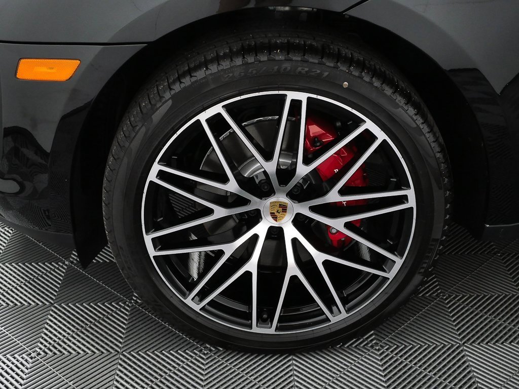 New 2026 Porsche Macan S image 40
