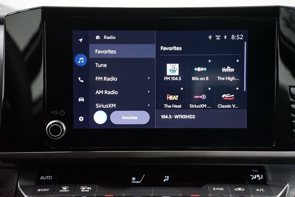 Certified 2025 Toyota Camry SE image 19