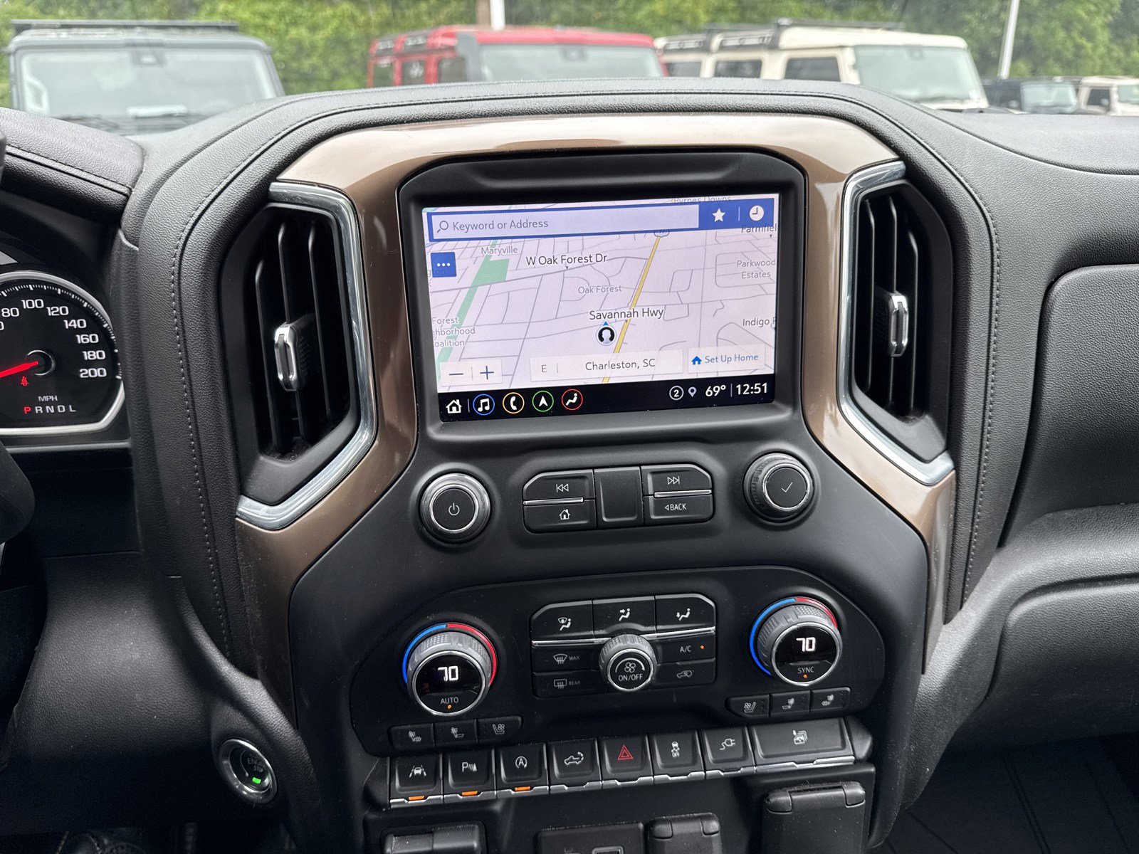 Used 2021 Chevrolet Silverado 1500 High Country w/ Safety Package II AWD/4WD image 17