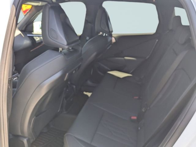 Used 2025 BMW X3 xDrive30i w/ Convenience Package AWD/4WD image 13