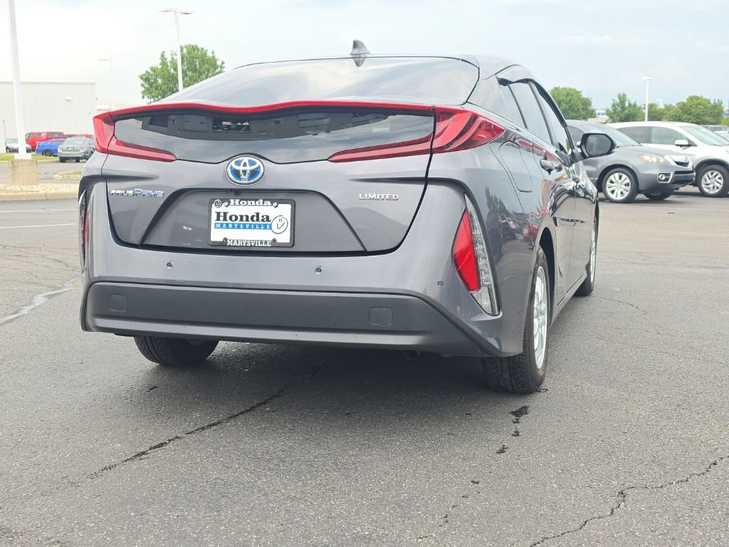 Used 2021 Toyota Prius Prime Limited w/ Carpet Mat Package (TMS) FWD image 9