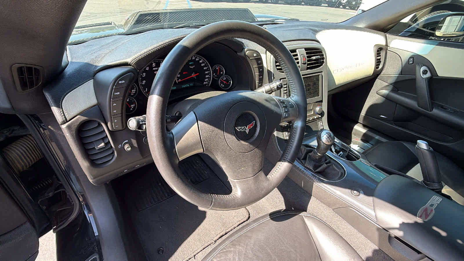 Used 2008 Chevrolet Corvette Z06 w/ Preferred Equipment Group RWD image 11