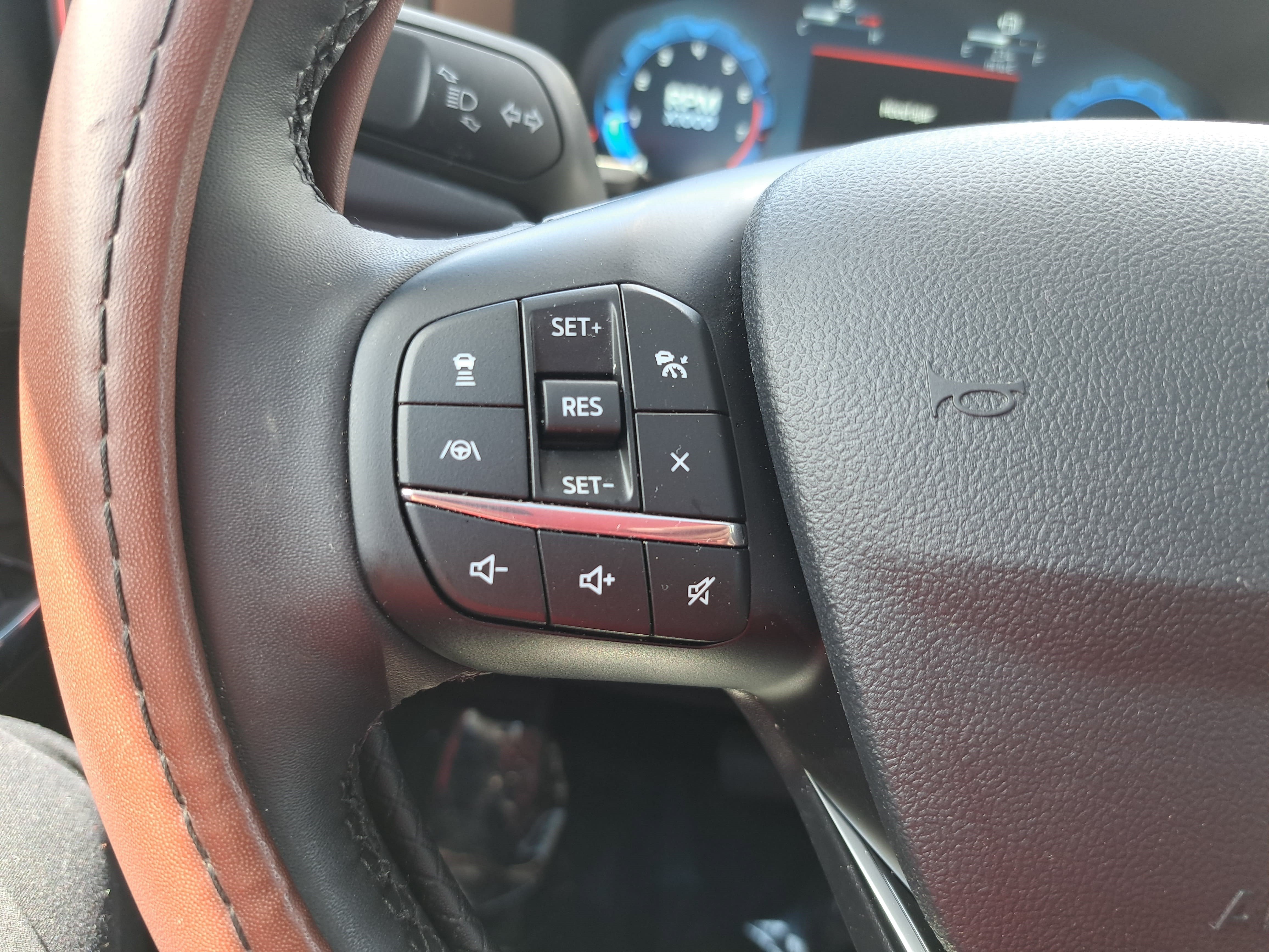 Used 2025 Ford Bronco Sport Outer Banks w/ Outer Banks Tech Package+ AWD/4WD image 16