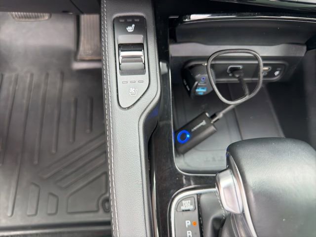 Used 2024 Kia Telluride EX w/ EX Captain's Chair Package AWD/4WD image 17
