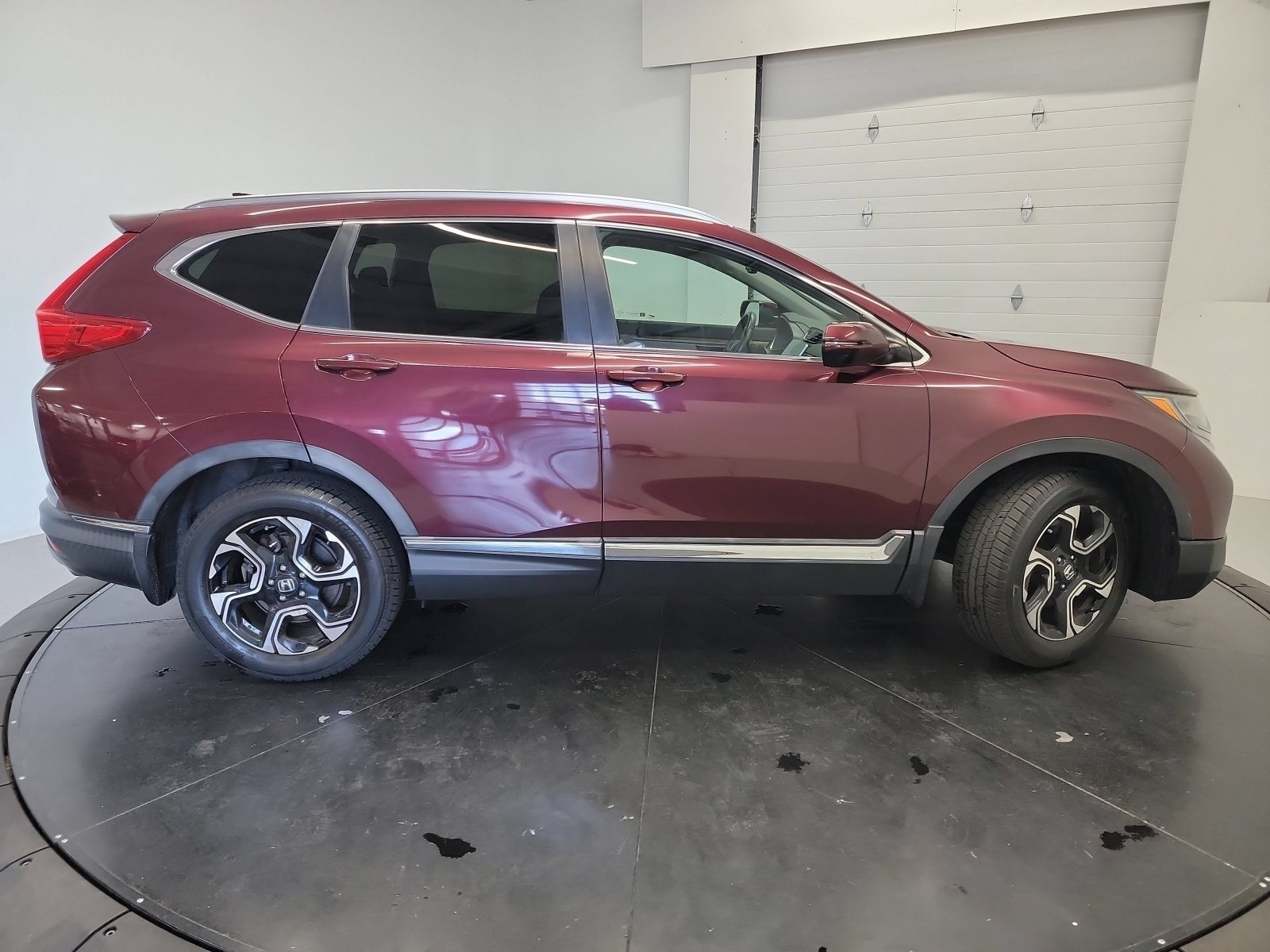 Used 2017 Honda CR-V Touring image 11