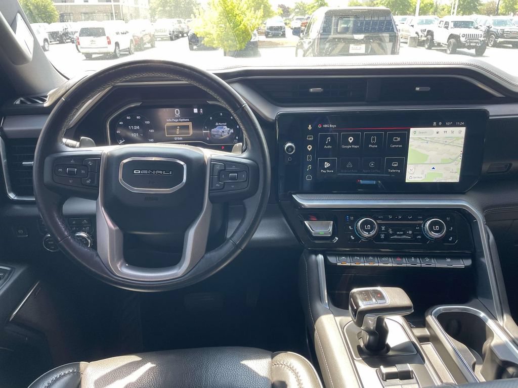 Used 2022 GMC Sierra 1500 Denali AWD/4WD image 13