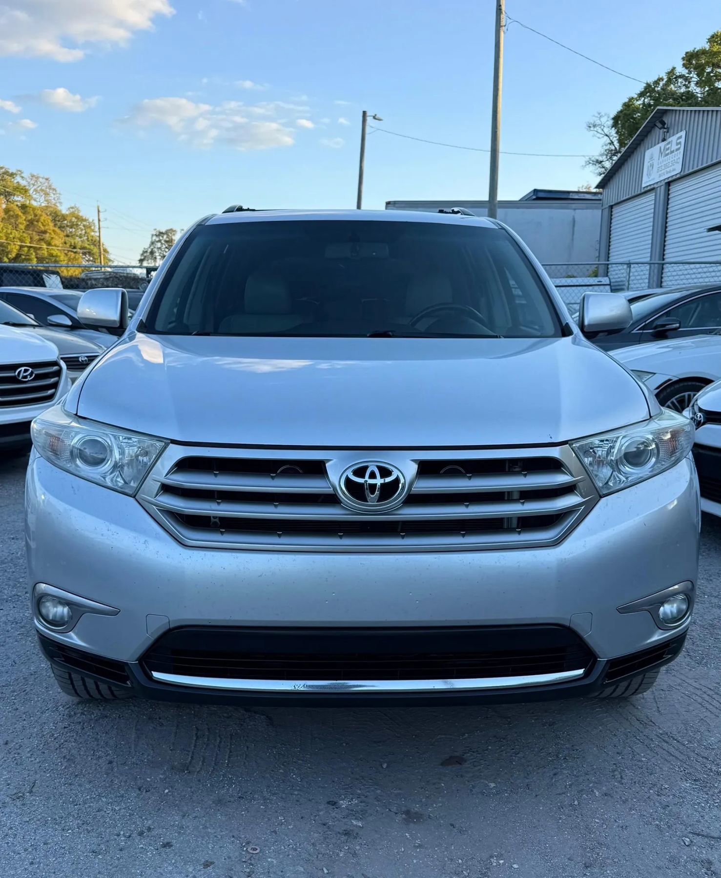 Used 2013 Toyota Highlander Limited image 3